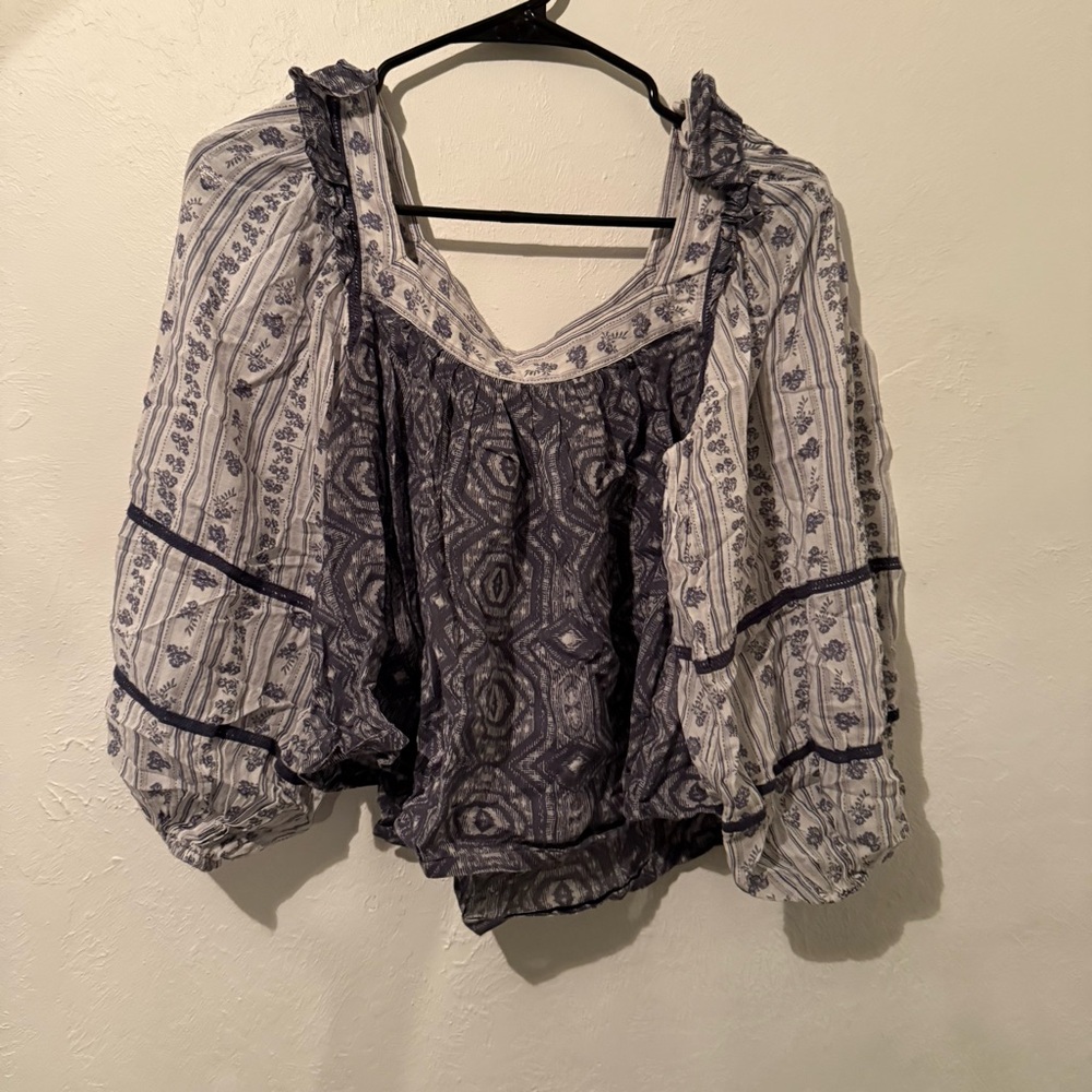 Free people boho cropped blouse blue print